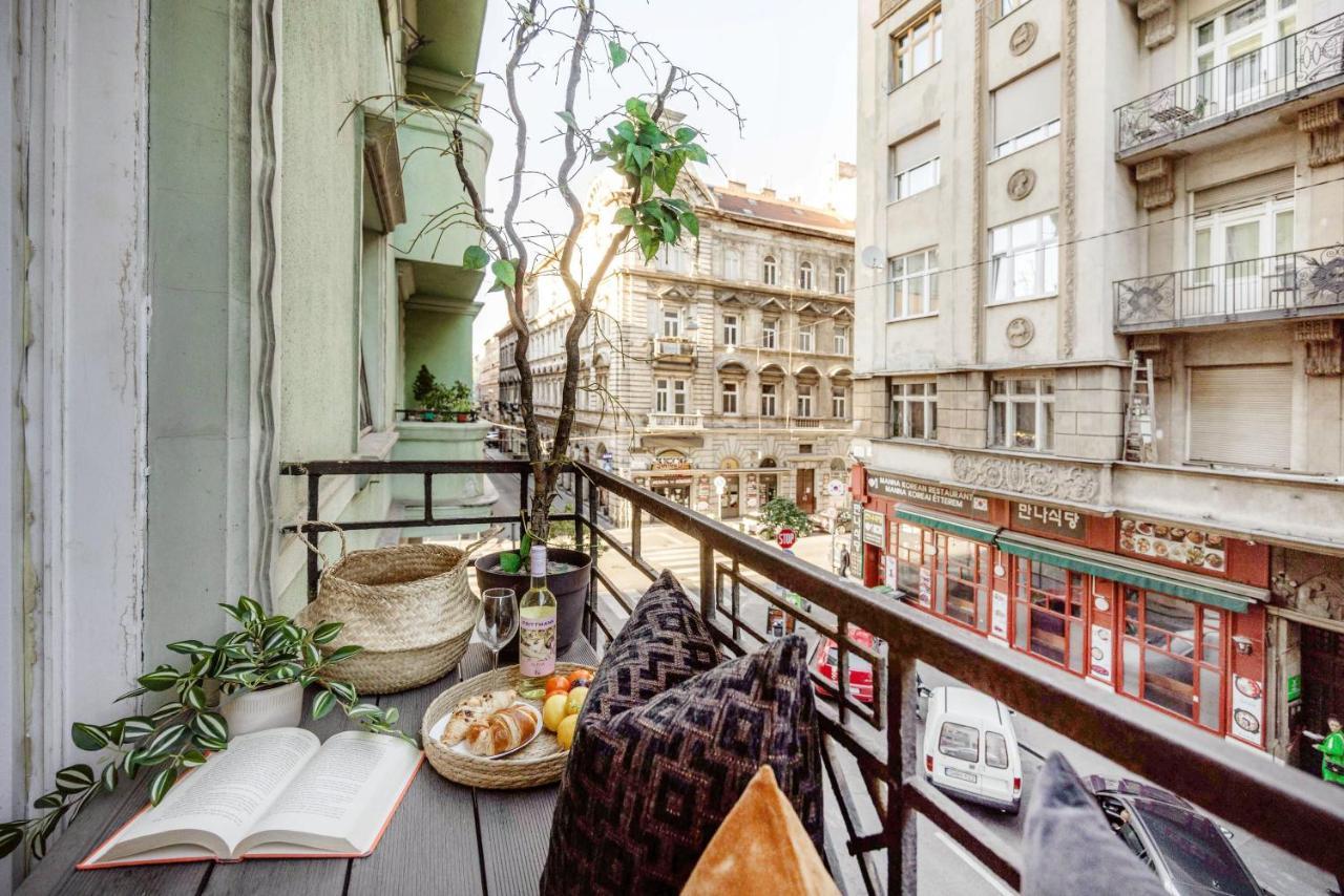 Chill On The Screened Balcony-Budapest Most Historic Landmarks Budapeste Exterior foto